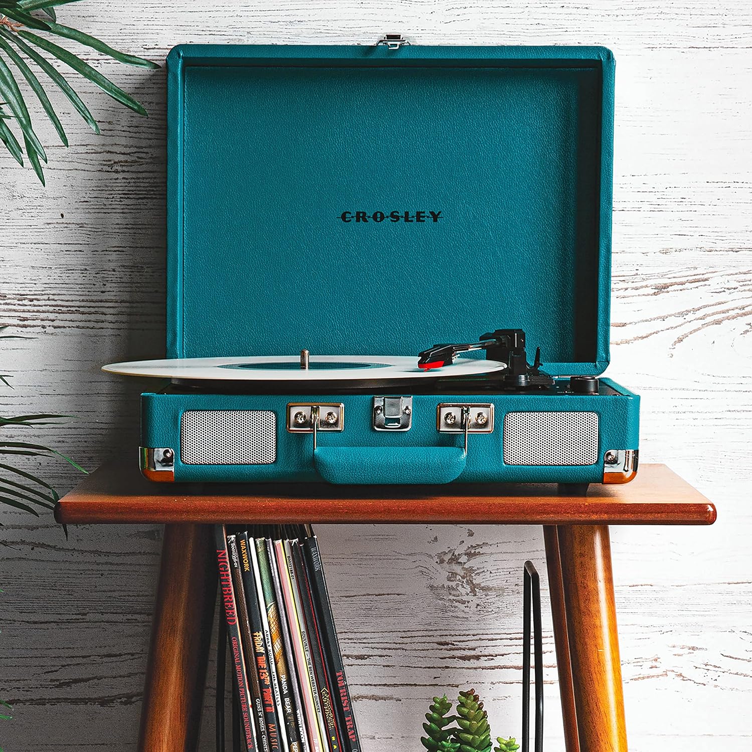 Crosley CR8005F-LT Cruiser Plus Vintage 3-Speed Bluetooth in/Out Suitcase Vinyl Record Player Turntable, Light Tan